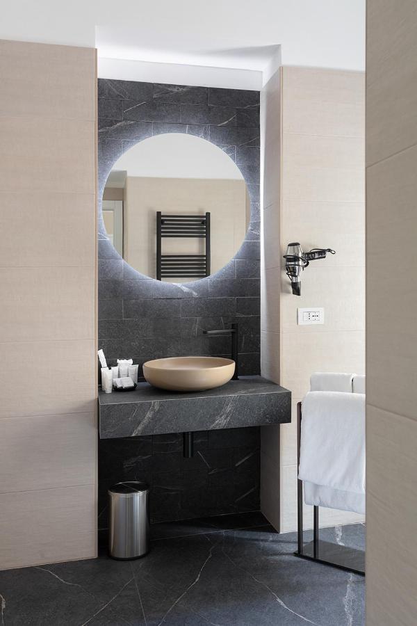 Hotel Poerio 25 Boutique Stay Naples Exterior photo